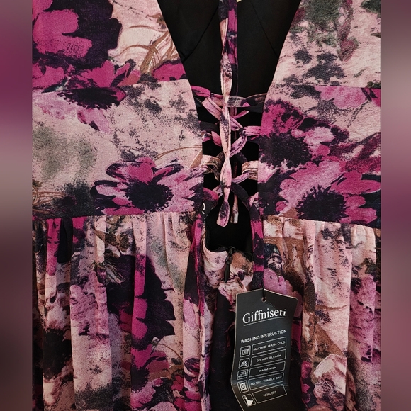 Floral Maxi Dress - Picture 3 of 3